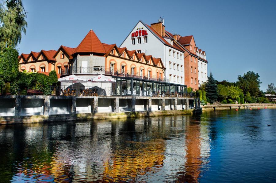 Hotel Nad Pisa Піш Екстер'єр фото