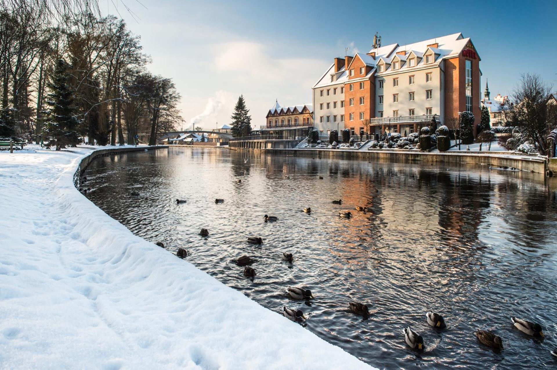 Hotel Nad Pisa Піш Екстер'єр фото
