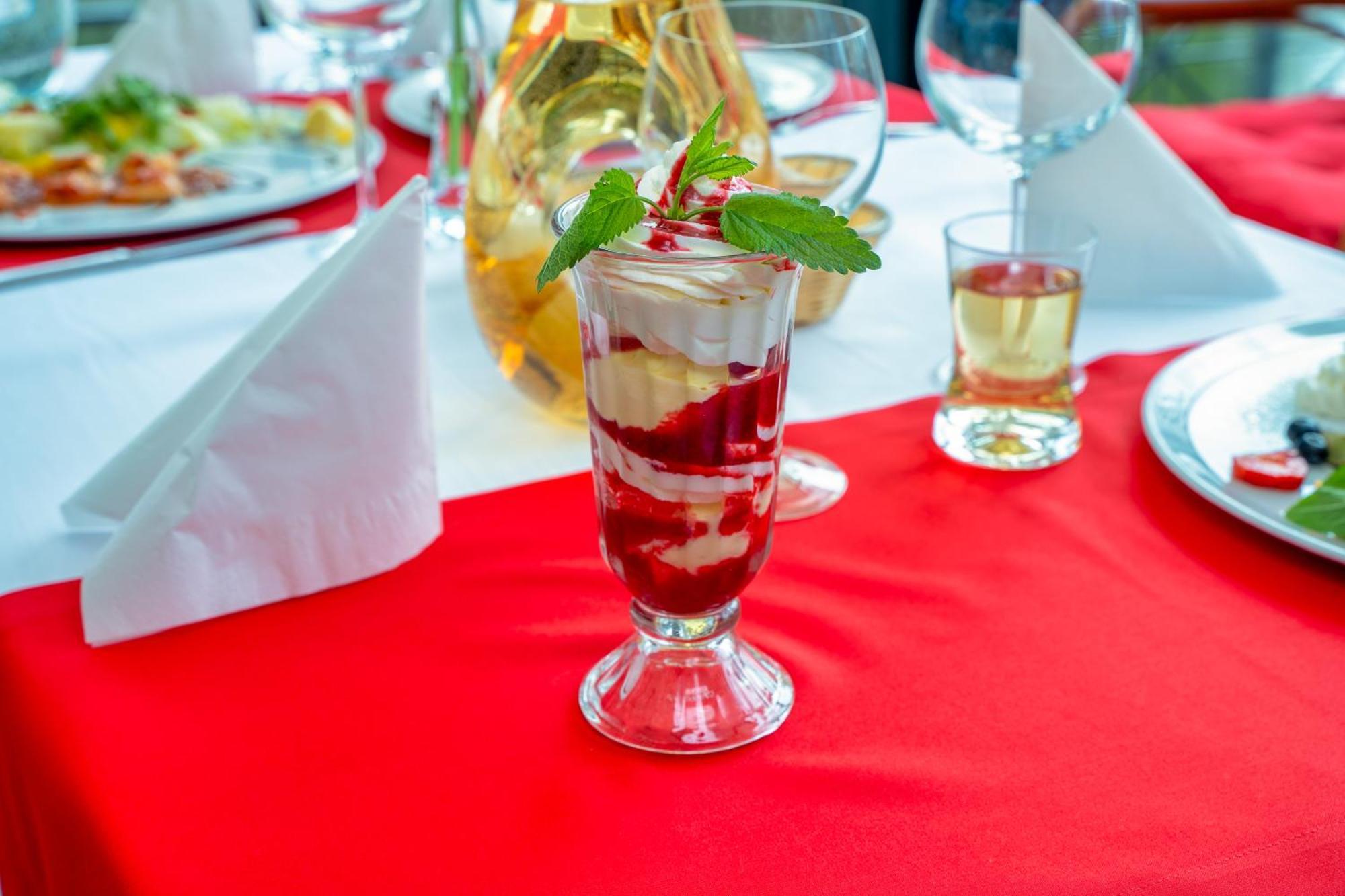 Hotel Nad Pisa Піш Екстер'єр фото