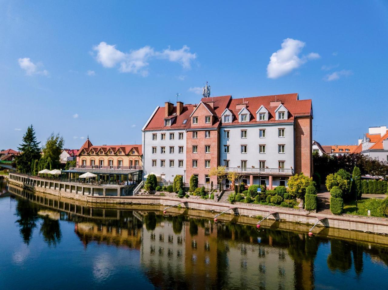 Hotel Nad Pisa Піш Екстер'єр фото