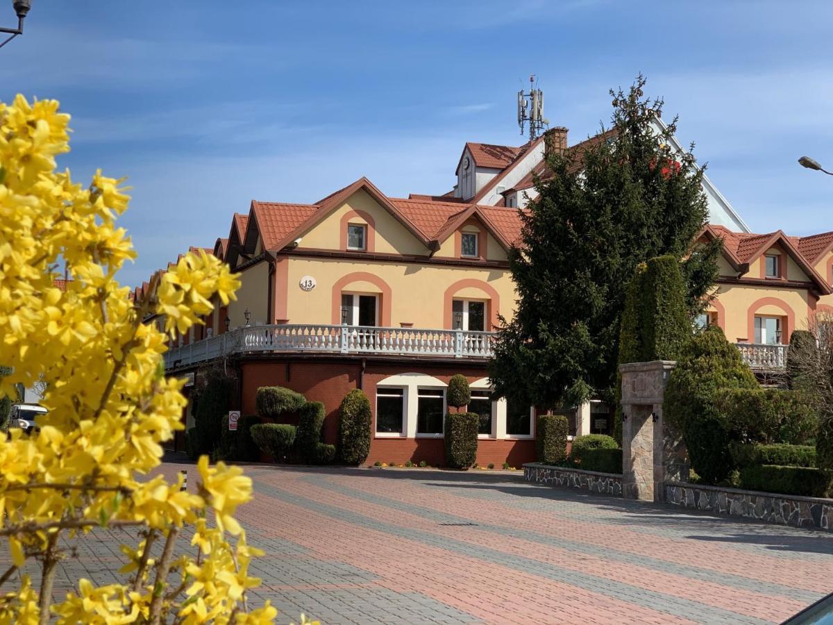 Hotel Nad Pisa Піш Екстер'єр фото